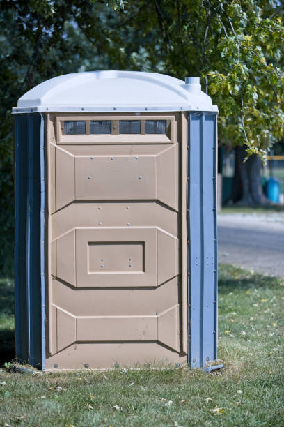 Best Luxury portable toilet rental  in North Merritt Island, FL