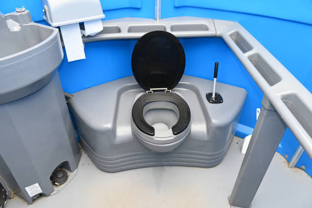 Best Portable restroom trailer rental  in North Merritt Island, FL